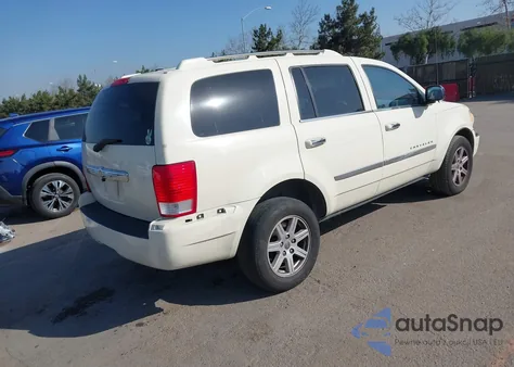 2008 Chrysler Aspen Limited z USA, uszkodzony, nr VIN 1A8HX58288F106439